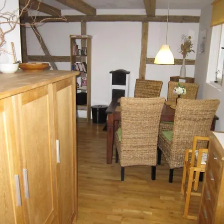 Hexenhaeuschen * Graal-Mueritz